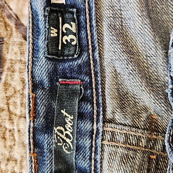 Men's Marc & Ecko Boot Cut Jean - Picture 7 of 9